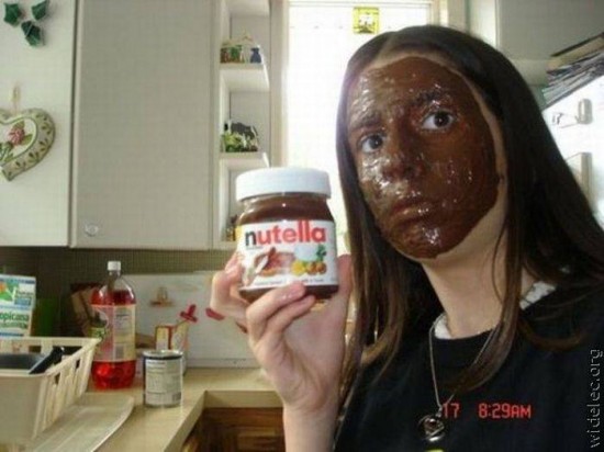 Face-covered-in-nutella.jpg